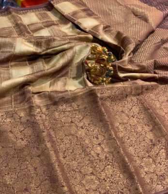 pure chiniya silk with antique zari border with blouse (1)