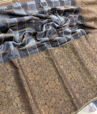 pure chiniya silk with antique zari border with blouse (6)