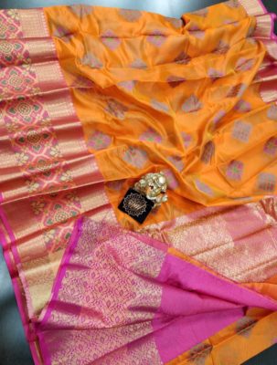 Pure maheshwari silk saree with ikkat border (1)