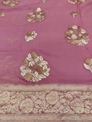 Beautiful khadi georgettes with blouse (15)
