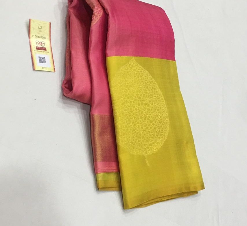 Buy pure kanchi pattu sarees with blouse. (2)
