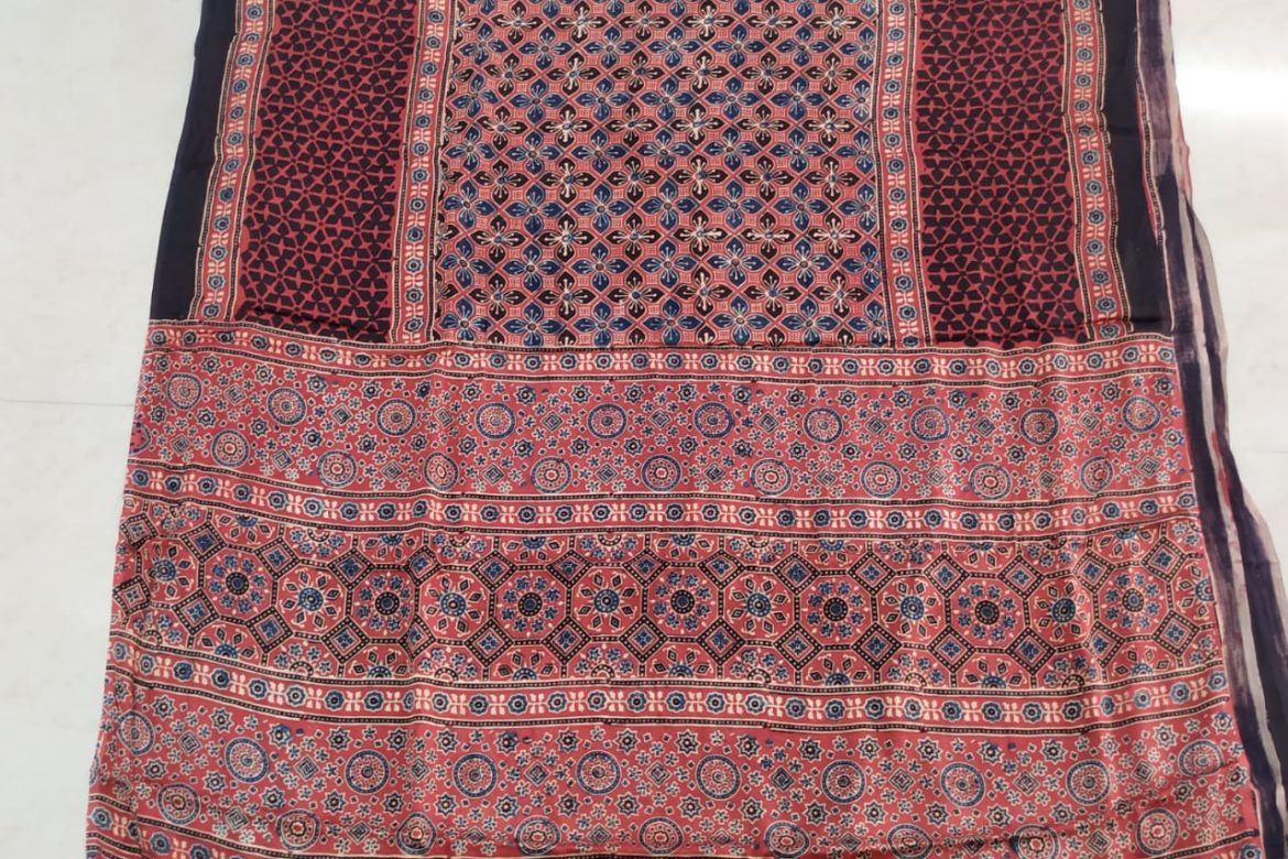 Exclusive collection of modal silk sarees (9)