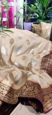 Pure Khaddi Georgette Fabric With Contrast Blouse (4)