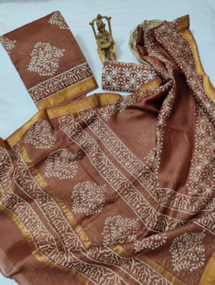 Beautiful Maheshwari Silk Dress Materials (1)
