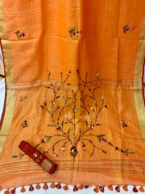 Exclusive Collection Of Embroidary Linen Sarees (24)
