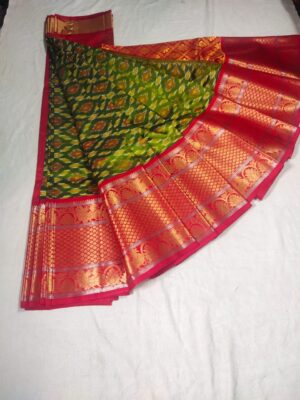 Pure Pochampally Soft Silk Sarees With Blouse (14)