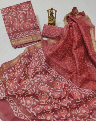 Beautiful Maheshwari Silk Dresses (22)