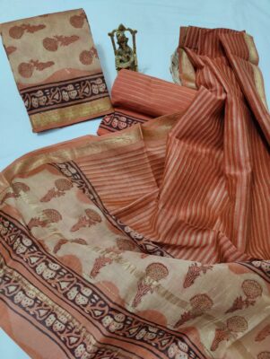 Beautiful Maheshwari Silk Dresses (35)