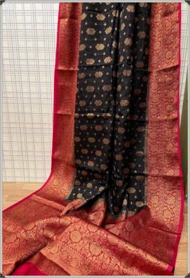 Latest Semi Georgette Sarees With Blouse (22)