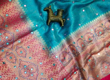 Linen Banarasi With Mirror Work With Blouse (4)