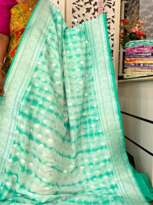 Chinnon Crepe Silk Sarees With Blouse (33)