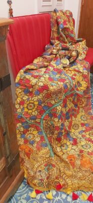 Exclusive Linen Silk Sarees With Floral Prints (1)