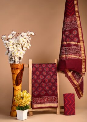 Exclusive Maheshwari Silk Dress Materials Online (32)