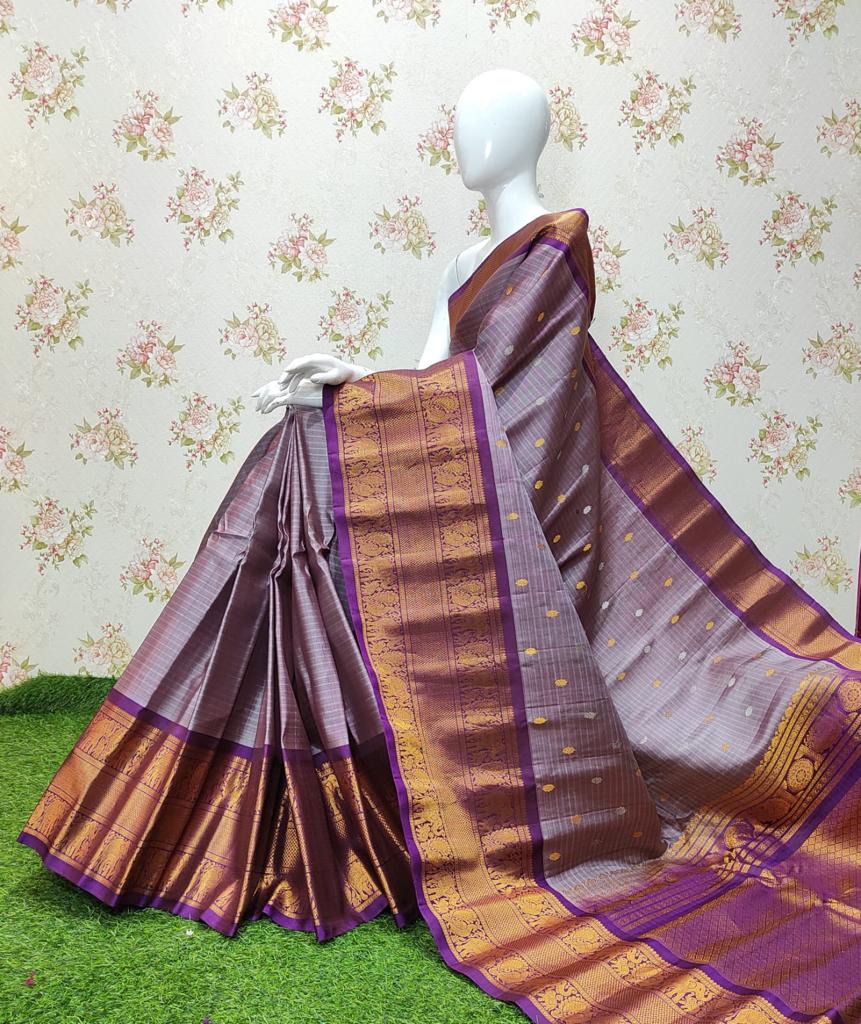 Gadwal Pattu Sarees available in stock For more details call or Whatsapp at  +91-7286827416 | Bandhani dress, Cotton sarees online, Saree