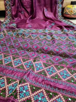 Beautiful Tussaer Silk Kutch Handwork Sarees (11)