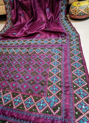 Beautiful Tussaer Silk Kutch Handwork Sarees (21)