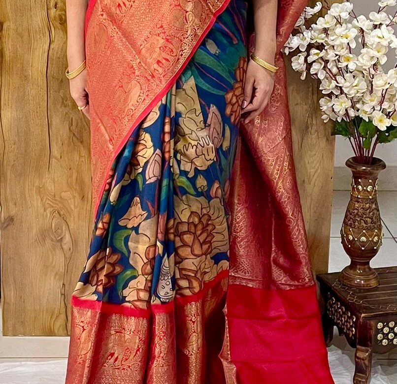 Gadwal pattu saree | Lace blouse design, Saree designs party wear, Silk  saree blouse pattern