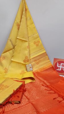 Kanchipuram Silk With Floral Designs With Blouse (2)