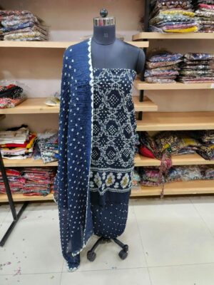 Satin Cotton Lucknowi Suits (18)