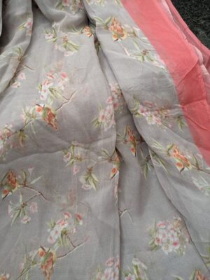 Pure Chiffon Sarees With Floral Rints (5)
