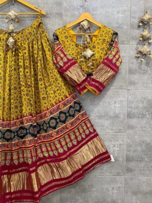 Pure Gajji Silk Lehangas Sets (23)