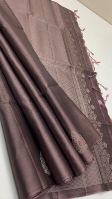 Pure Handloom Checked Soft Silk Sarees (3)