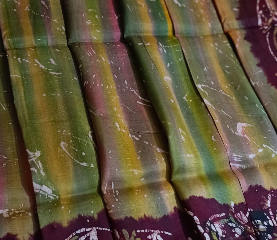 Pure Silk Sarees With Handpainted Batik Design (2)