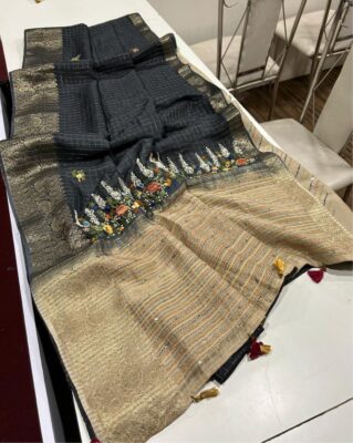 Exclusive Munga Silk Zari Checks Sarees (11)