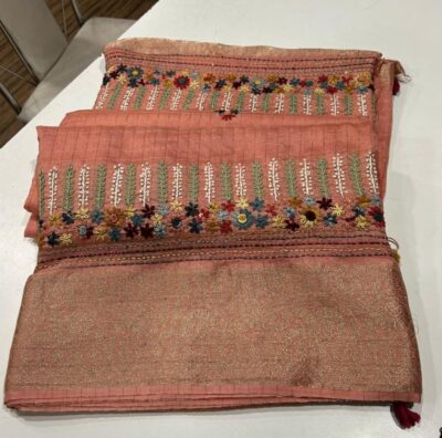 Exclusive Munga Silk Zari Checks Sarees (16)