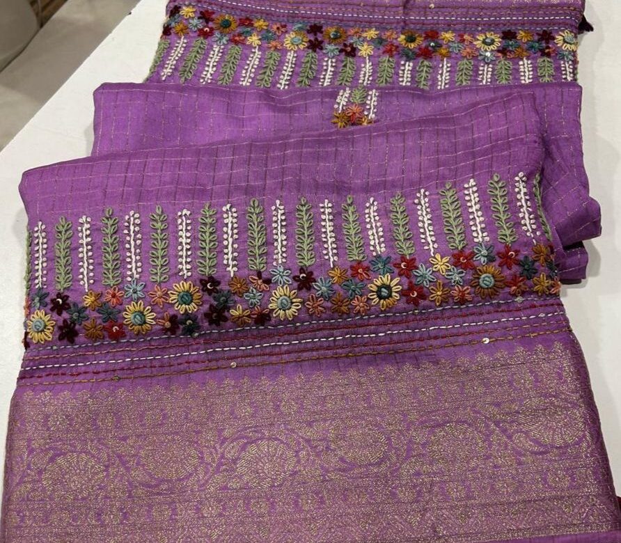 Exclusive Munga Silk Zari Checks Sarees (3)