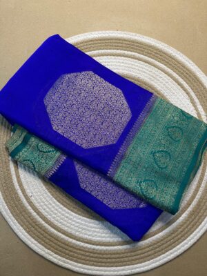 Latest Georgette Sarees With Contrast Blouse (7)
