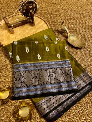 Kanchi Pattu Exclusives In New Color Combinations (2)
