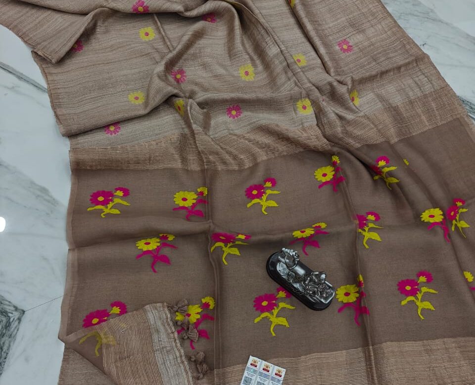 Premium Matka Banarasi Sarees (5)