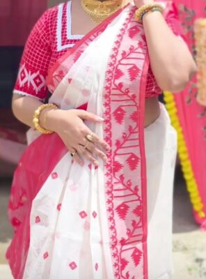 Soft Resham Dhakai Jamdhani With Blouse (28)