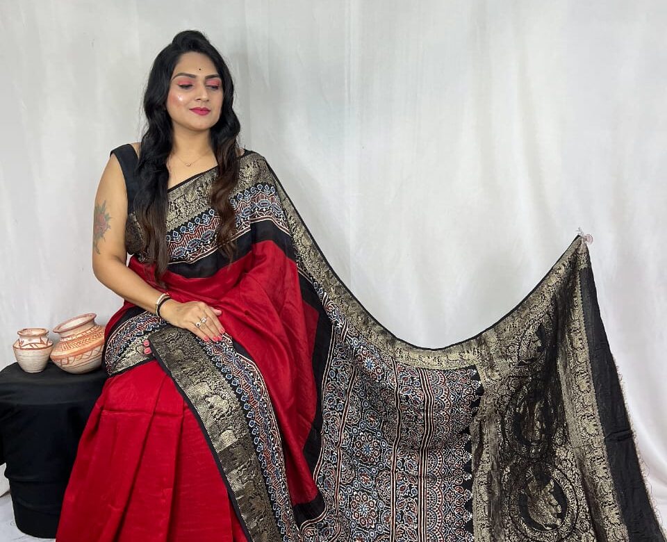 Ajrakh Dola Silk Sarees With Blouse (8)