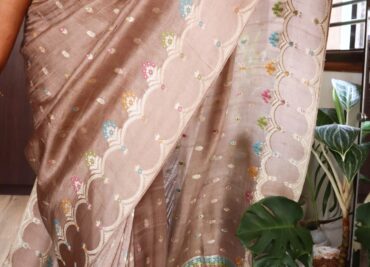 Beautiful Creation Of Tussar Silk Satin Border Sarees (10)