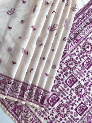 Beautiful Tussar Saree With Baluchar Embroided Pallu With Blouse. (11)