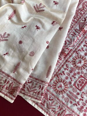 Beautiful Tussar Saree With Baluchar Embroided Pallu With Blouse. (18)