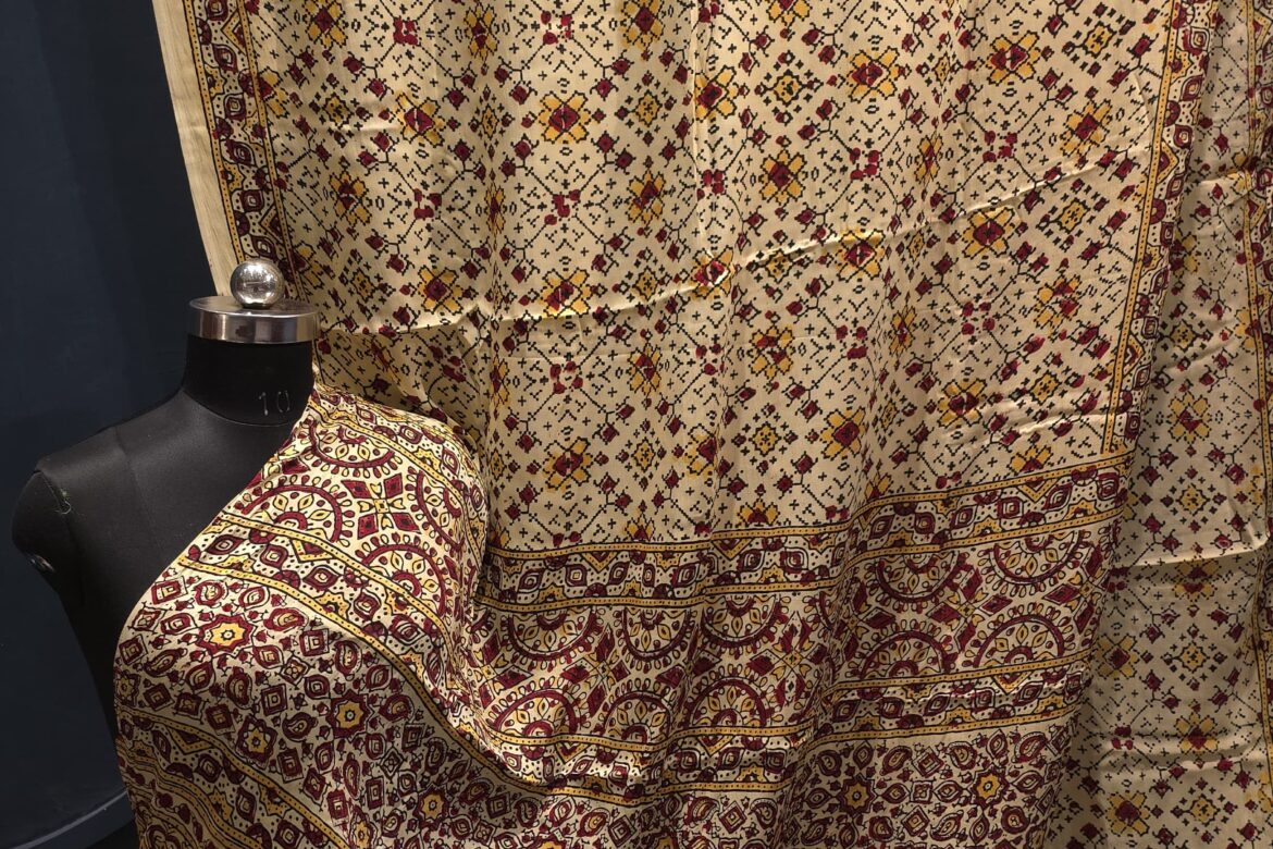 Pure Modal Gajji Silk Lagdi Patta Sarees (6)